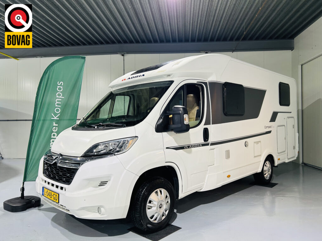 Adria  COMPACT SL Gescheiden bedden Axess